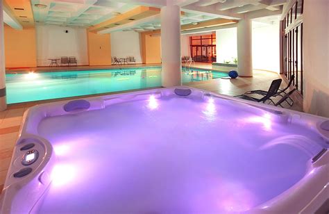 piscina spa hotel teleconstructia slanic moldova