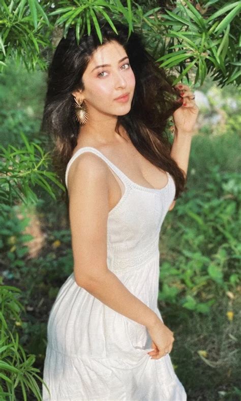 Celebrity Pics Sonarika Bhadoria Hot Boobs In White New