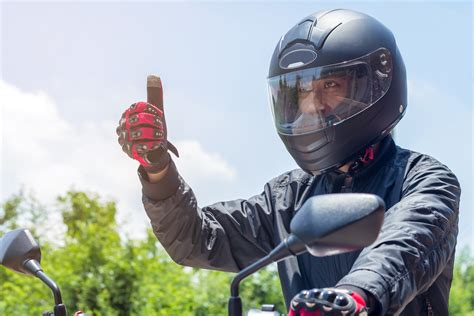 casco  moto te puede salvar la vida honda motos