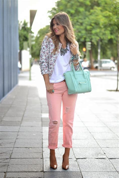 19 Fresh Pastel Outfit Ideas For Spring 2015