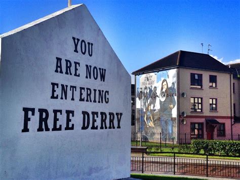 derry murals  troubles  northern ireland travel addicts