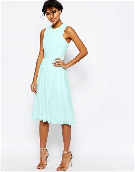 43 best beautiful wedding guest dresses for spring 2019 trueclothes