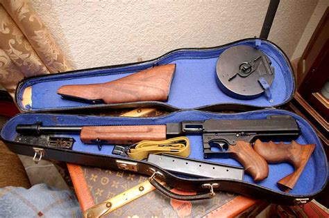 gun  violin case martin swan violins