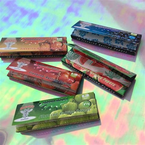 pack rolling papers
