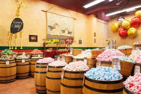 10 amazing candy shops that will make your sweet tooth go
