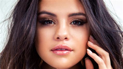 Selena Gomez Face Portrait 4k Hd Music 4k Wallpapers