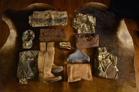 hunting clothing  women check   apparel  pursuit