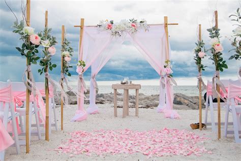 3 frugal benefits of having a beach wedding this summer