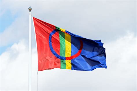 samisk flagg pa lager flaggstangspesialisten kvalitetsflagg
