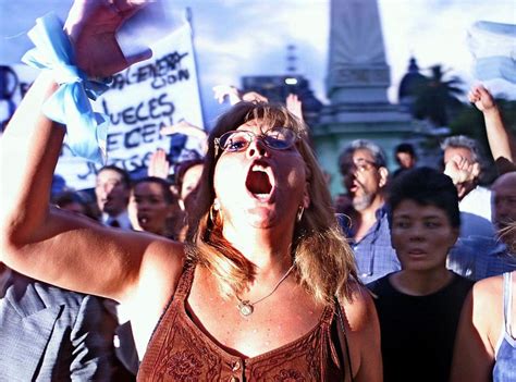 60 Stunning Photos Of Women Protesting Around The World Huffpost