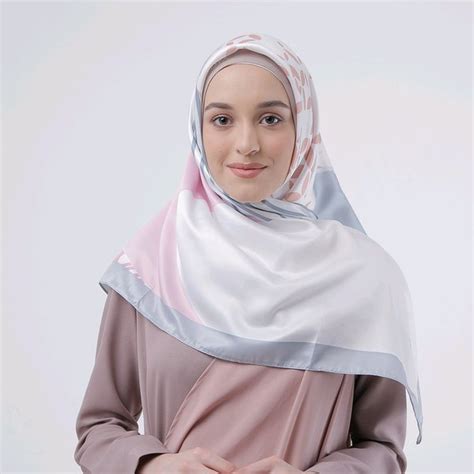 jual zoya hijab satin irenka scarf silver grey  lapak zoya store