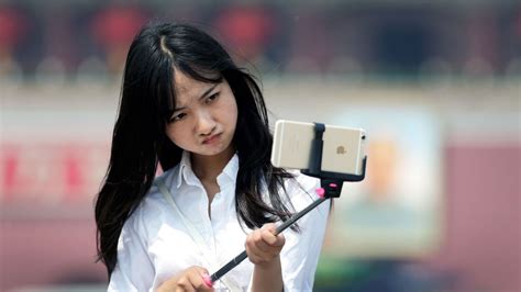 Understanding Selfies In China China Social Media
