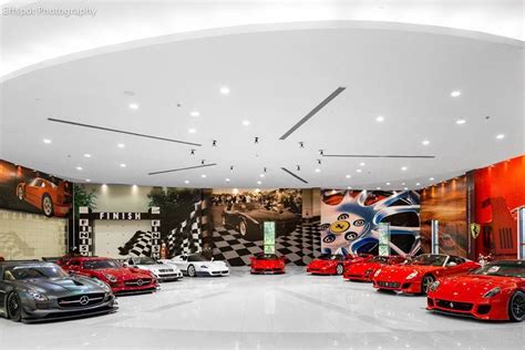 Pin By Connor Widdows On Awesome Garages Luxury Car