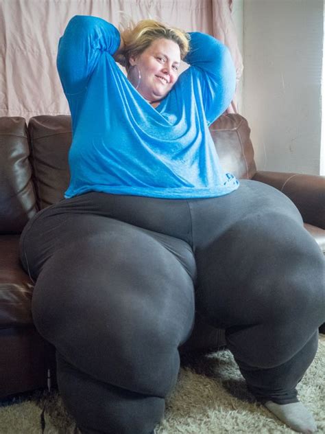 37 Stone Woman S Bid To Be Remembered For Having World S Biggest Hips