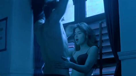 Nude Video Celebs Karishma Sharma Sexy Ragini Mms Returns S01e05 2017