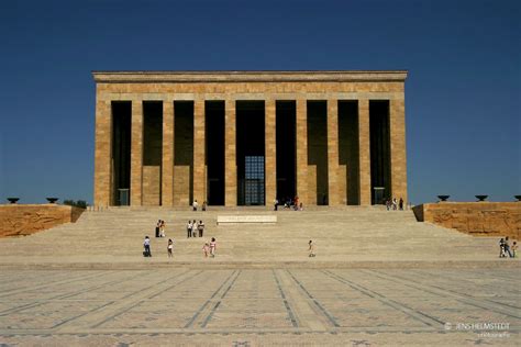 anitkabir das atatuerk mausoleum  ankara anatolien magazin