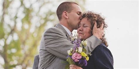9 Photos That Truly Show An Unbreakable Mother Son Bond