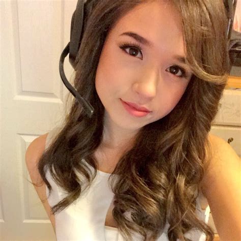 pokimane cute pictures 106 pics sexy youtubers