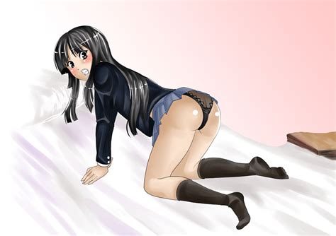 rule 34 all fours ass black hair female female only