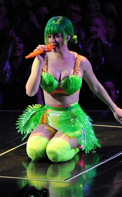 Katy Perry Kills It In Dominatrix Style E News