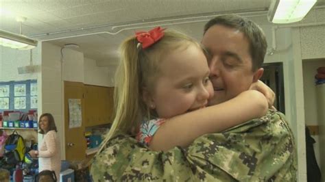 Video Navy Reserve Officer Surprises Daughter After Long Deployment