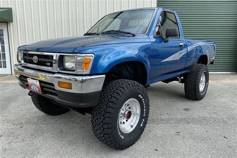toyota  pickup  speed  sale  bat auctions sold    march
