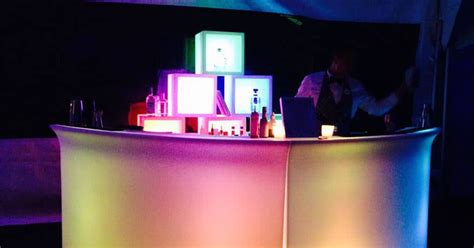 services mambo mobile cocktail bar and bartender hire