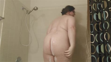 Tg Bbw Maryjane Taking A Shower