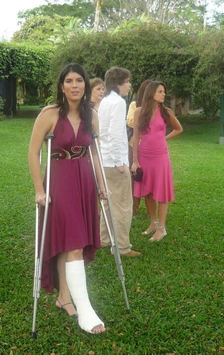 Broken Angelz Cast Crutches