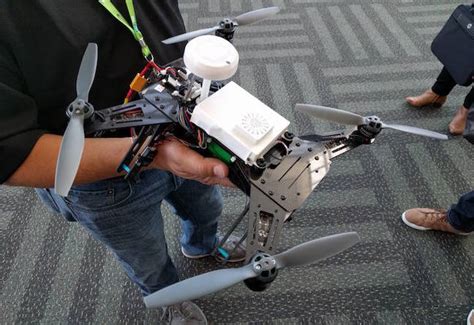 wanna build   drone intel emits linux powered  brains  diy flying gizmos