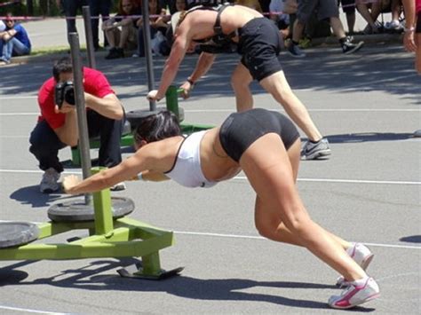 25 pictures of fit and hot crossfit women muscle and brawn