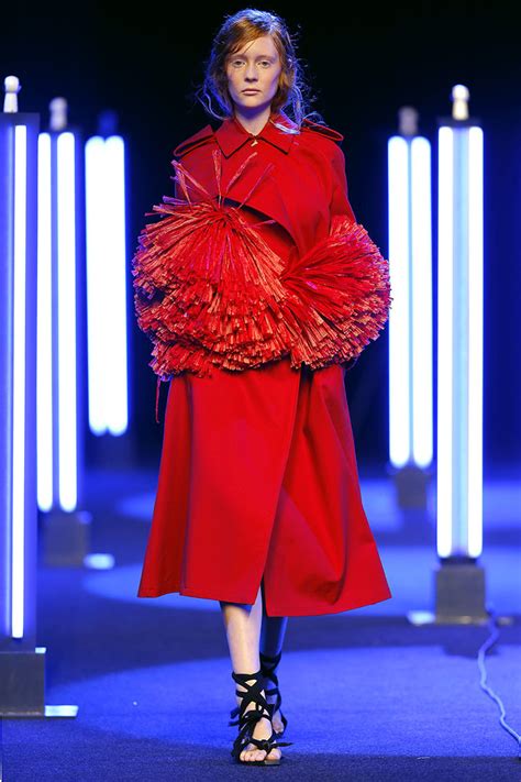 madrid fashion week juan vidal se alza con el premio l oréal a la mejor colección el mundo