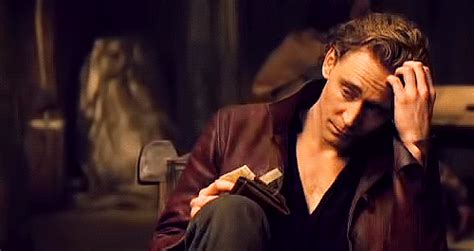 10 Sexy Tom Hiddleston S That Will Make You Fall In