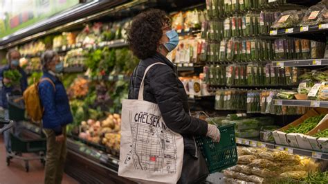 thanksgiving grocery shopping safer   york times
