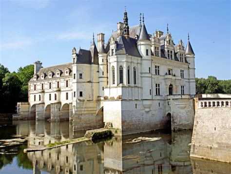 chateau de chenonceau france jigsaw puzzle  castles puzzles  thejigsawpuzzlescom