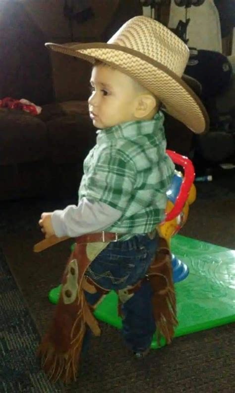 pin  ambarn alfonsogarza    cute baby boy cowboy cute