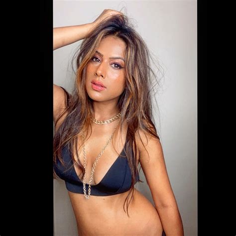 Nia Sharma Goes Bold Shows Off Her Curves In These Sexy Pictures