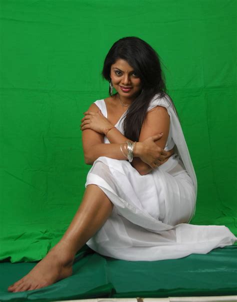 Cinesizzlers Hot Swathi Verma In White Saree Stills