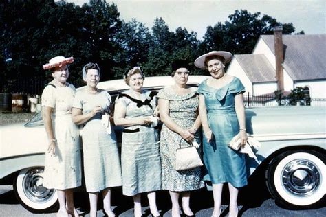 50s ladies in kodachromes looking back to women fashion over 60 years
