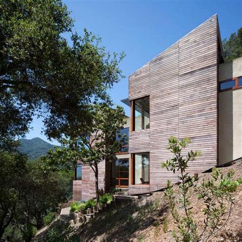 living roof  slope house merges beautifully  california hillside modern house designs
