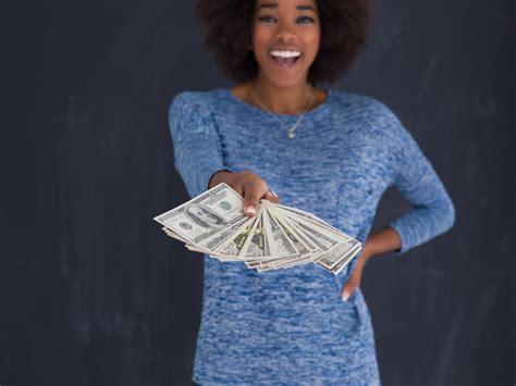 8 New Year S Resolutions To Keep Your Finances Happy After