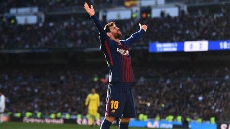 Lionel Messi Proved He S Definitely A God By Assisting