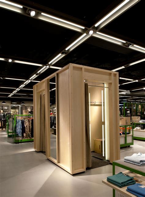 breuninger department store menswear area  brinkworth stuttgart germany retail design blog
