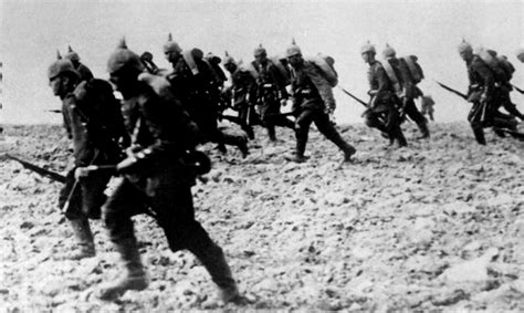 第一次世界大戦の戦いと戦争歴史年表と写真（塹壕戦及び新兵器など） Naver まとめ