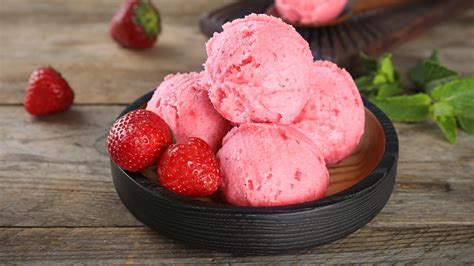 strawberry ice cream vitamix recipe raw blend