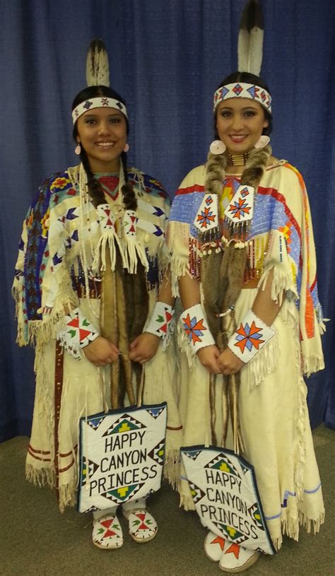 Native American Dance American Indian Girl Native American Regalia