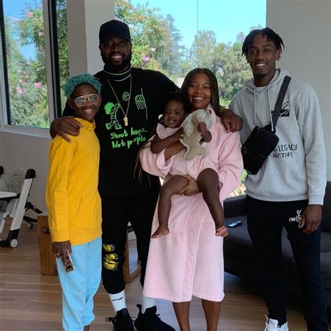 dwyane wade wins for proudest dad after dropping son off for school e
