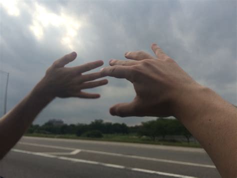 Aesthetic Pictures Of People Holding Hands Largest