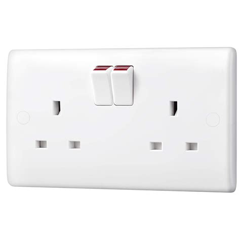 bg electrical dp  double switched power socket white moulded  amp buy   united