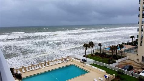 castaways beach resort  shared outdoor pool unheated  air